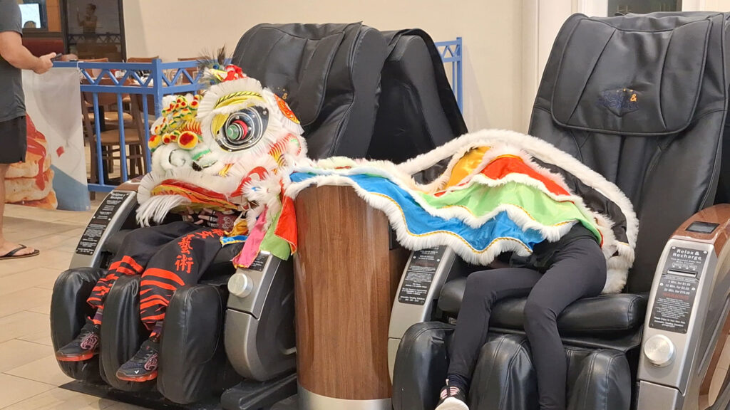 Chinese New Year Lion Dance Prince Kuhio Plaza Hilo